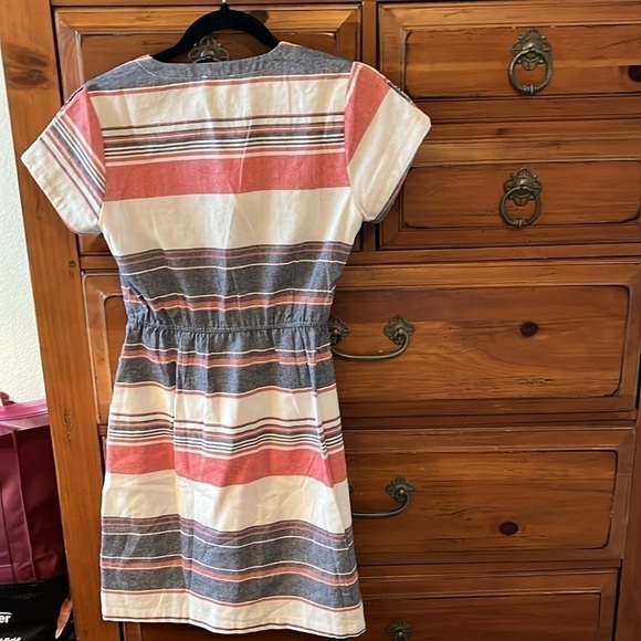 Hem & Thread Women’s Red And Blue Dress Size Small NWT - Picture 5 of 9